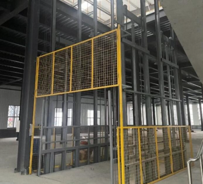 当雄请详细介绍一下货梯安装在室外的维护方法